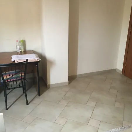 Nina Guest House Tirana Kültér fotó