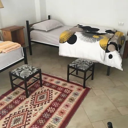 Nina Guest House Tirana Kültér fotó